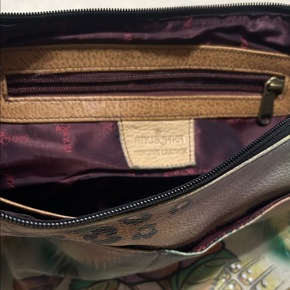 Anuschka Artistic Hand painted Leather Bag with Multicolor Design - Picture 5 of 11